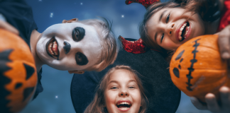 El Paso Mom's Halloween Costume Contest