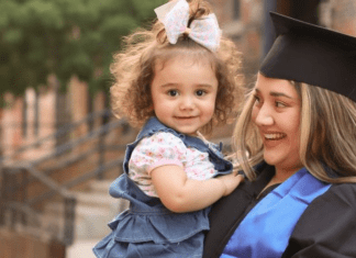 10 Helpful Tips for the Mom Who Is a Student